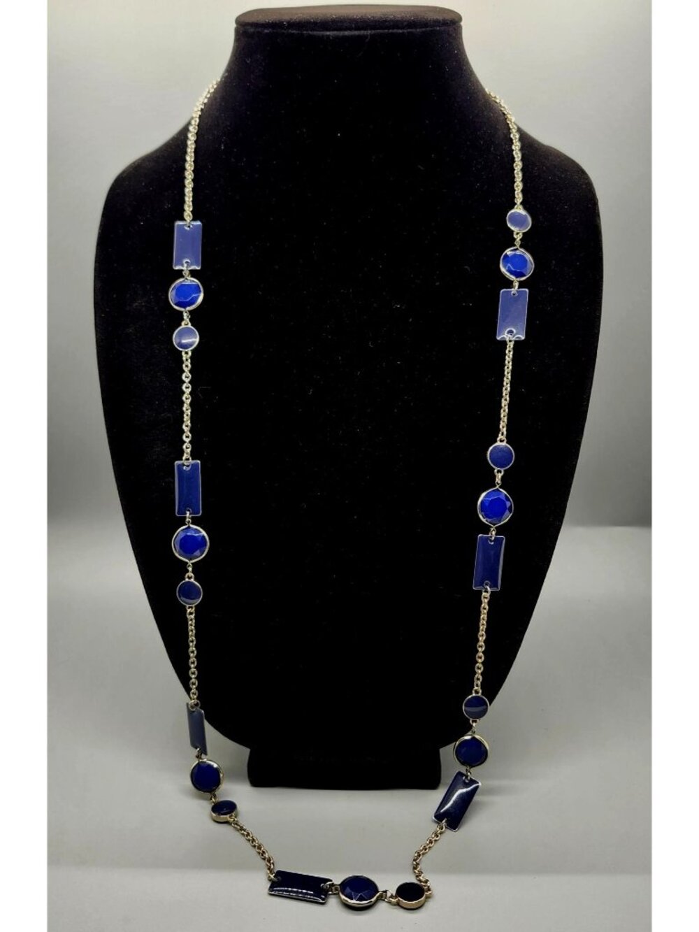 Silver-Tone Chain Necklace With Deep Blue Geometric Accents & Lobster Clasp